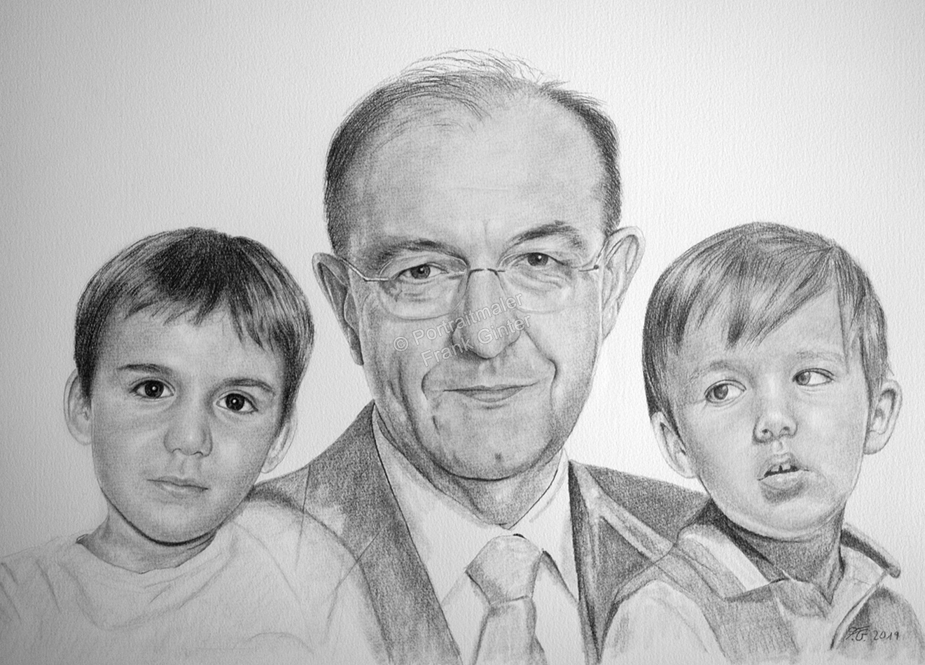 Bleistiftzeichnung, Portraitzeichnung, Familienportrait, Opa mit Enkelkindern